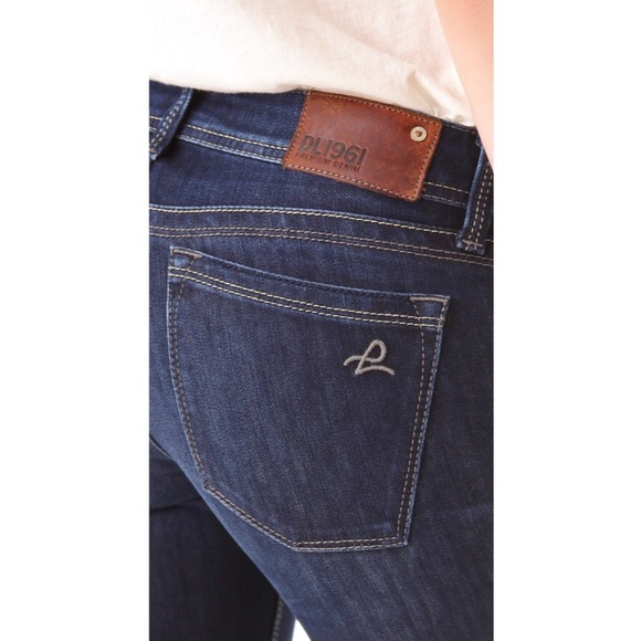 DL 1961 Milano 4way Stretch Bootcut Jeans - Picture 3 of 3